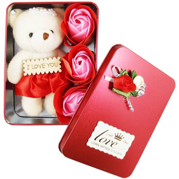 جعبه کادویی گل معطر و عروسک وسنا مدل LOVE